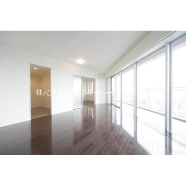 ユニゾンタワー   リビング