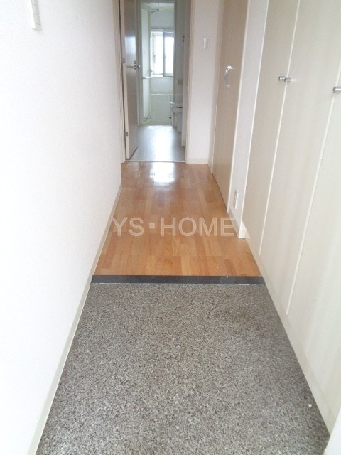 プライムアーバン西荻窪Ⅱ 玄関