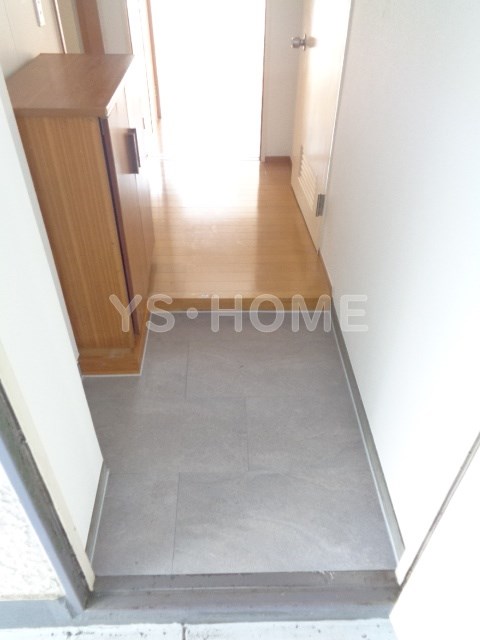 第2リバーサイド荻窪 玄関