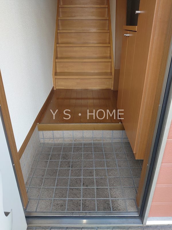 ローズ・フルール 玄関