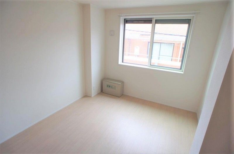 ビューノたかの台 玄関