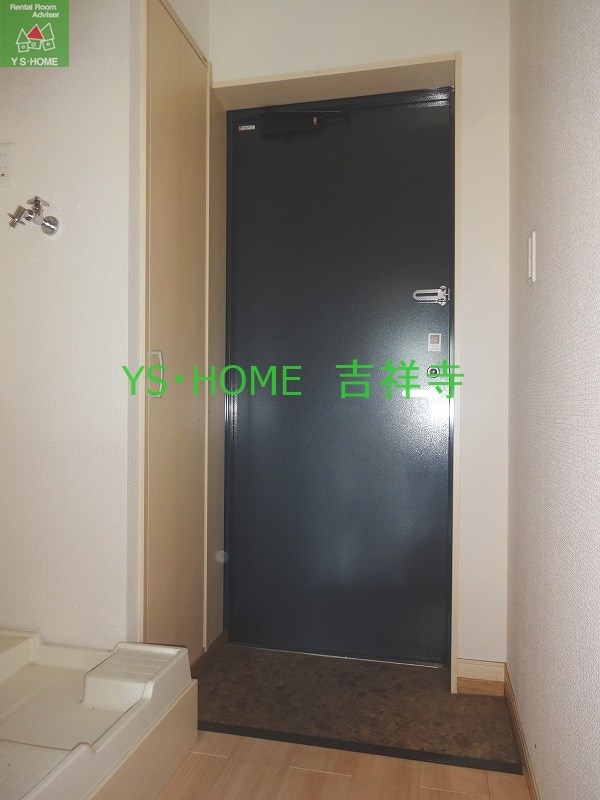 ヴェルデ吉祥寺 玄関