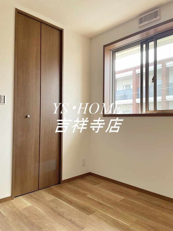 エルメゾン武蔵野２ ベッドルーム