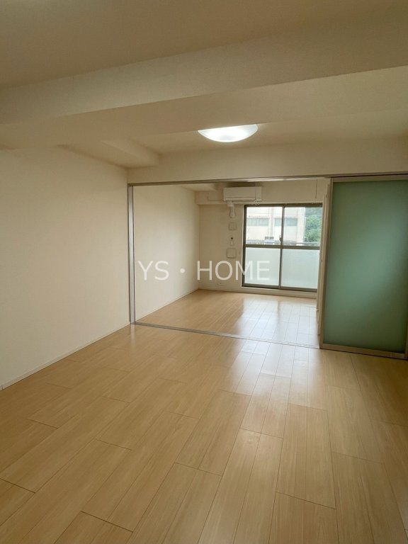 レジデンシア　ペルフェイタ リビング