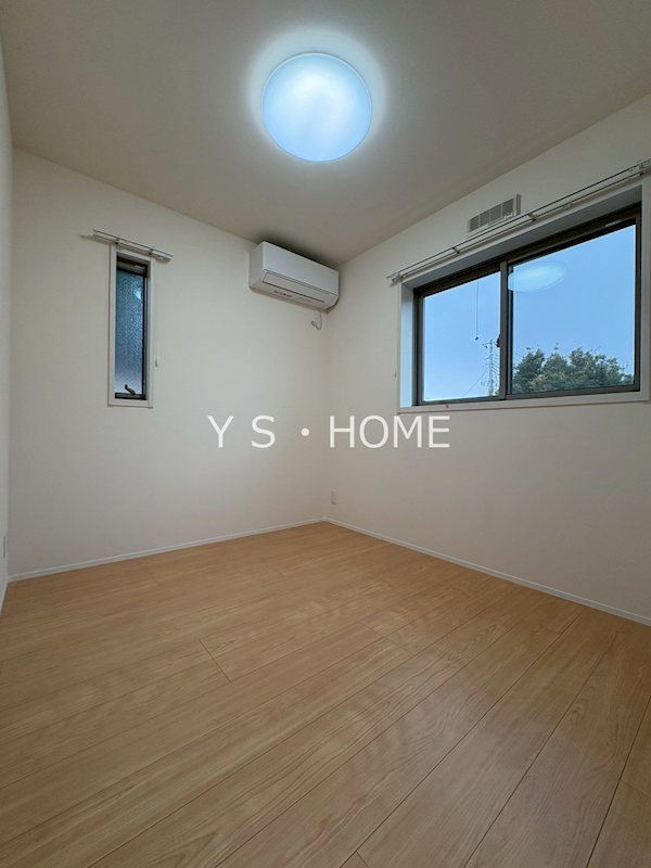 スプリングハウス ベッドルーム