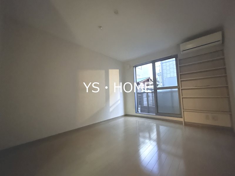 レ・フレールⅡ リビング