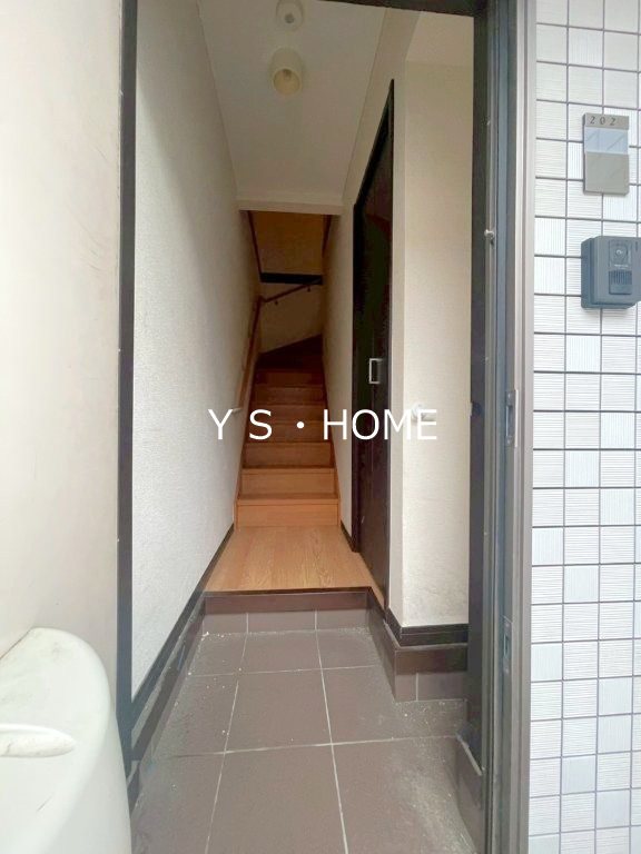 武蔵野フォレスト 玄関