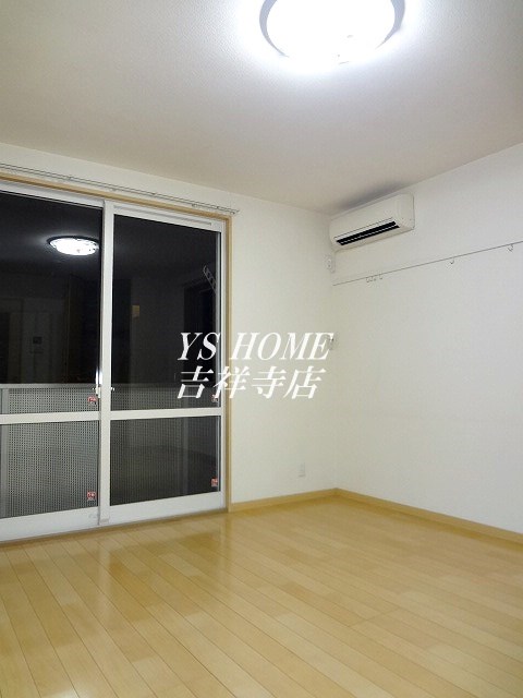 シャーメゾン上連雀 ベッドルーム