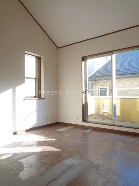 三鷹市下連雀4-8住宅  リビング