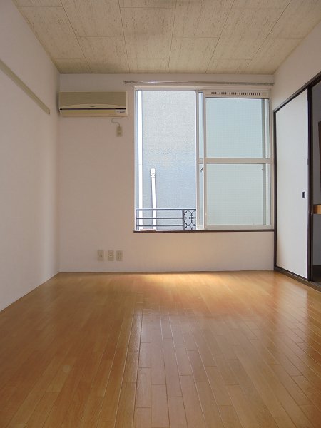 ウィステリア ベッドルーム