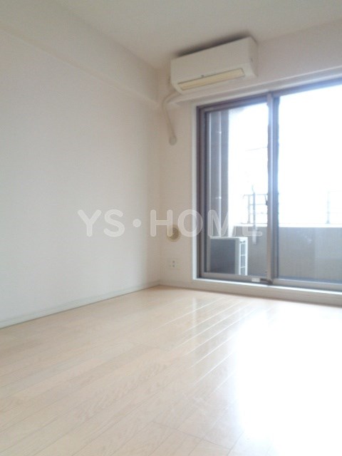 ベルジュール三鷹下連雀  リビング