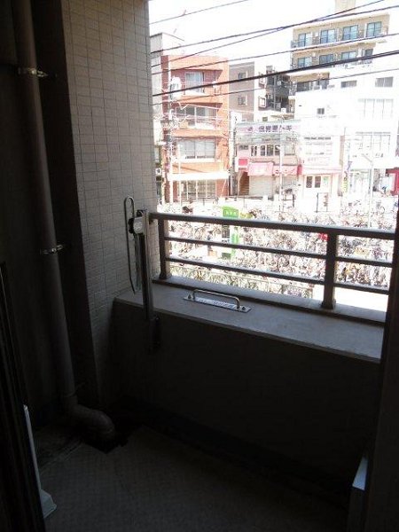 ベルジュール三鷹下連雀  ベランダ