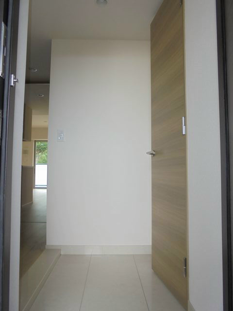 Brillia小金井桜町 玄関