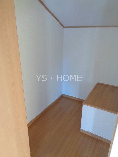 リラ・クレスト       その他7