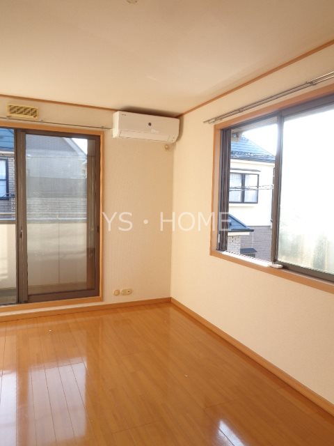 リラ・クレスト       ベッドルーム