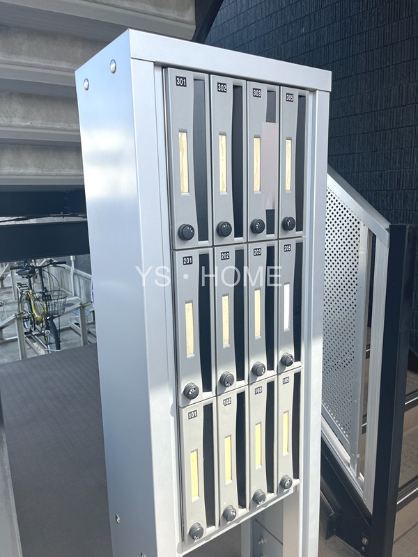 リブリ・アヴニール その他9