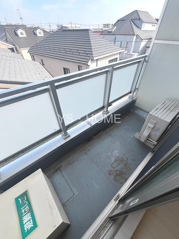 リブリ・アヴニール ベランダ