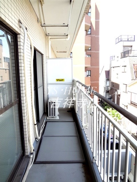 シャトー・ド・デューカル ベランダ