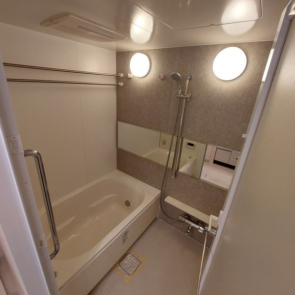 リビオ新宿ザ・レジデンス   風呂画像