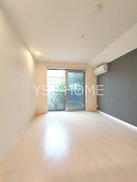 LE SOLEAL  リビング