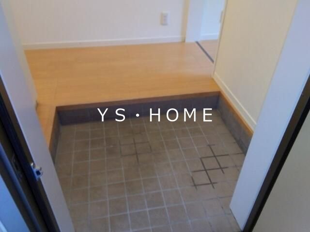 キャシュキャシュ 玄関