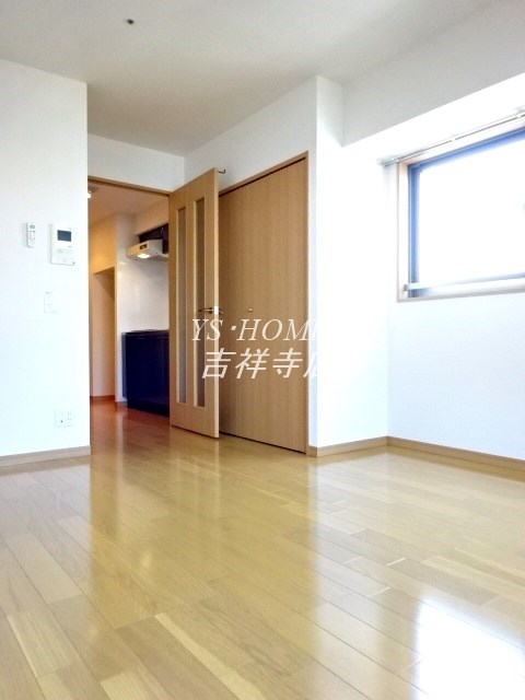 いせや吉祥寺 リビング