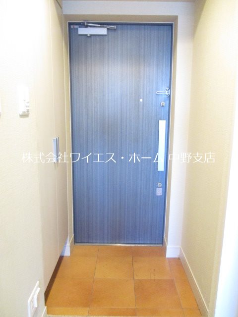 中野レジデンス壱番館  玄関