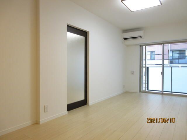 プレミアムコート府中 リビング