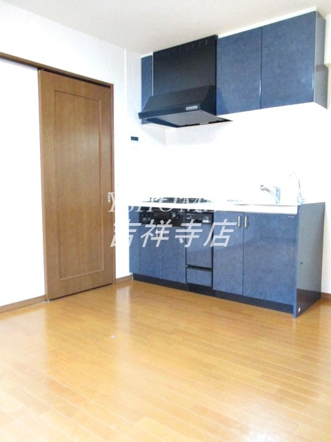 トーシンフェニックス富士見ヶ丘 リビング