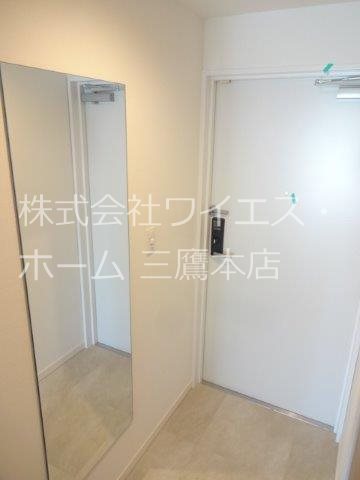 グランシャルール武蔵境 玄関