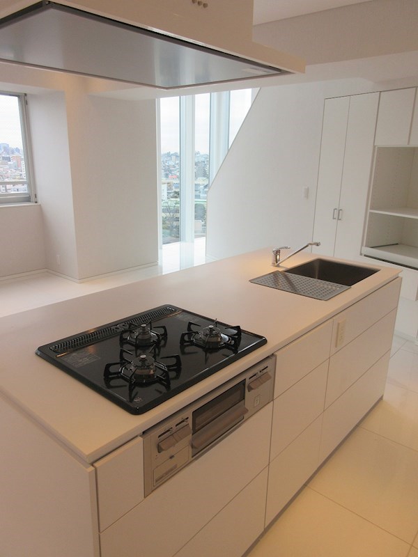 コンフォリア新中野 キッチン