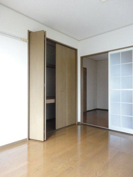 アヴァンティコートＢ棟 ベッドルーム