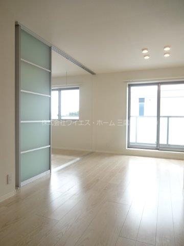 ＫＥＥＮＡ リビング