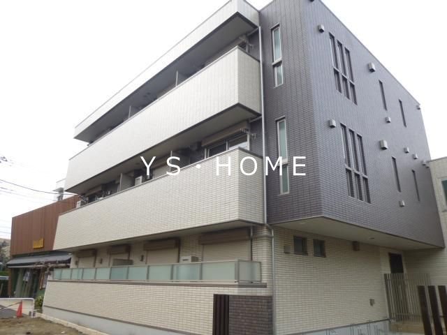 アンテリュール 外観