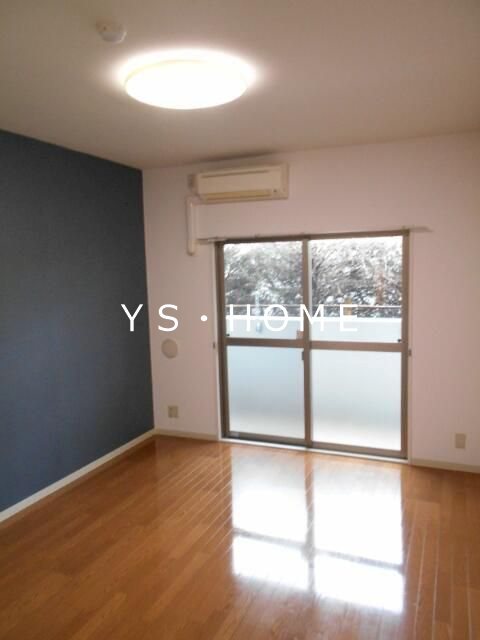 クティールＭ ベッドルーム