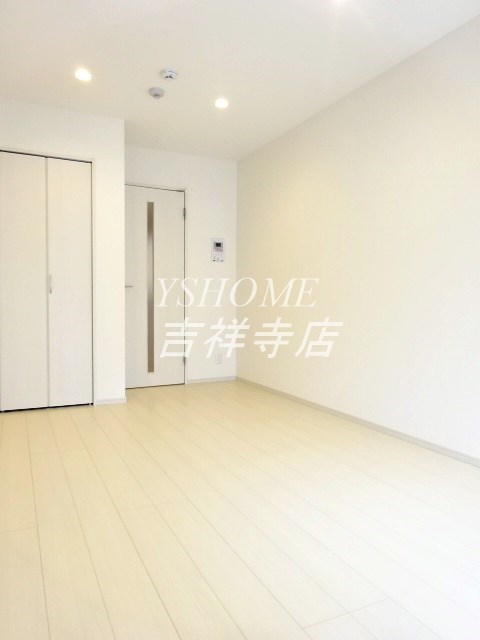 リブリ・モナミ・エムケイ ベッドルーム