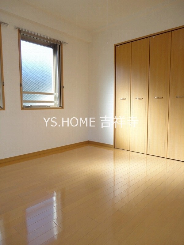 セリストビル ベッドルーム