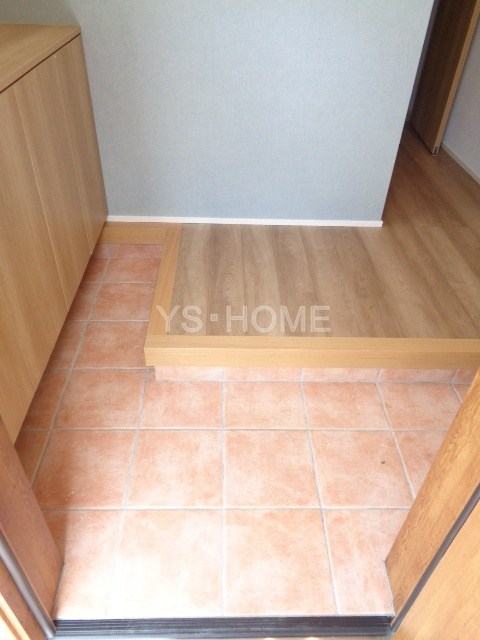 杉並区高井戸西２丁目貸家 玄関