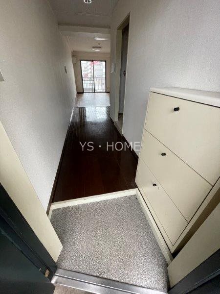 シェリール三鷹 玄関