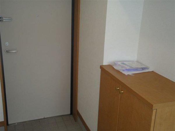 ブラウアー・フォーゲル　  玄関