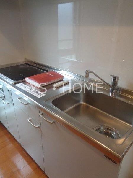 ブラウアー・フォーゲル　  キッチン