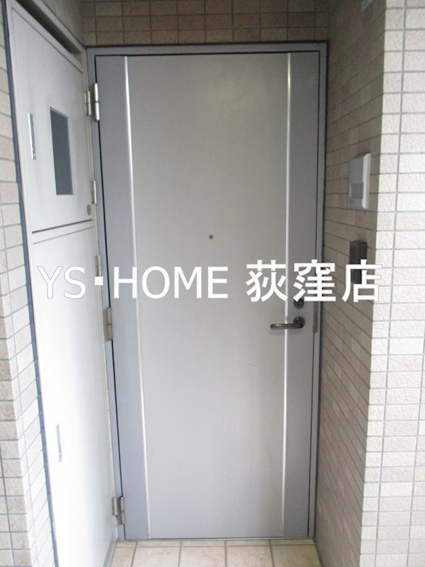 セレノ荻窪 玄関