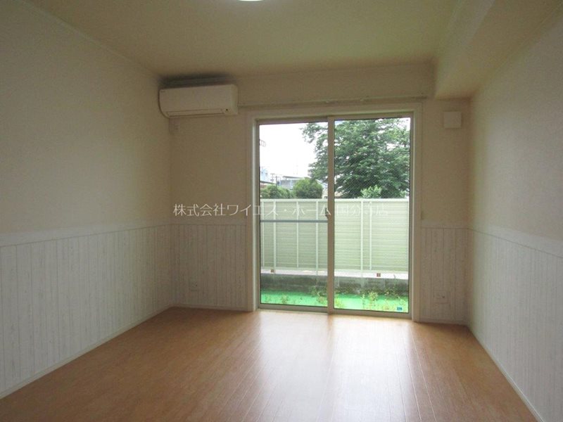 ヴィラソレイユ リビング