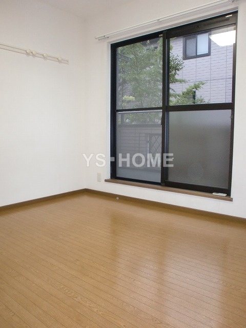 イーストプレイス リビング