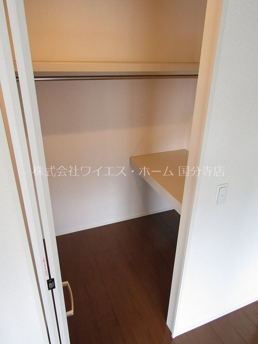 ティルタ　サリ その他2