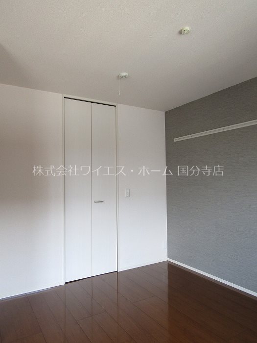 ティルタ　サリ その他13