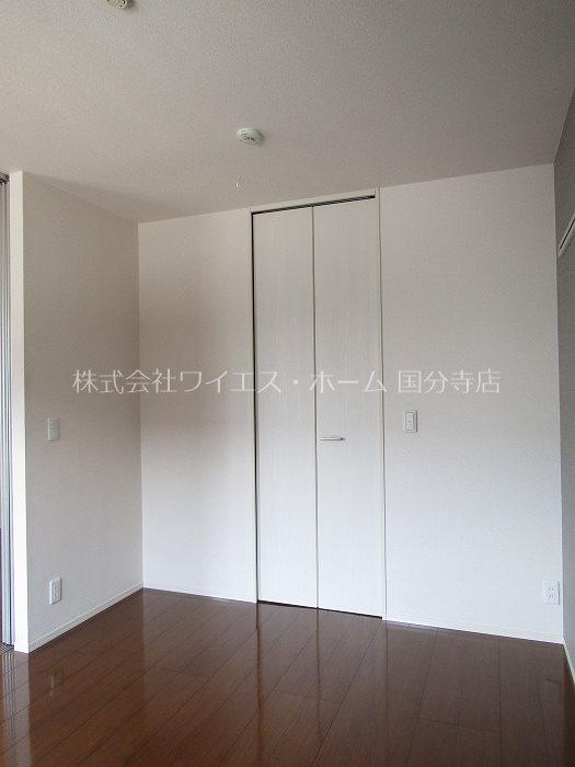 ティルタ　サリ その他14