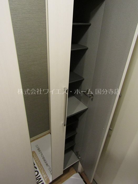 ティルタ　サリ その他18