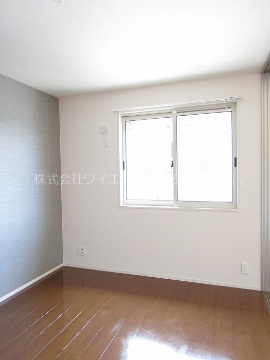 ティルタ　サリ ベッドルーム