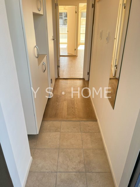 ロイヤルキャステージ恋ヶ窪 玄関